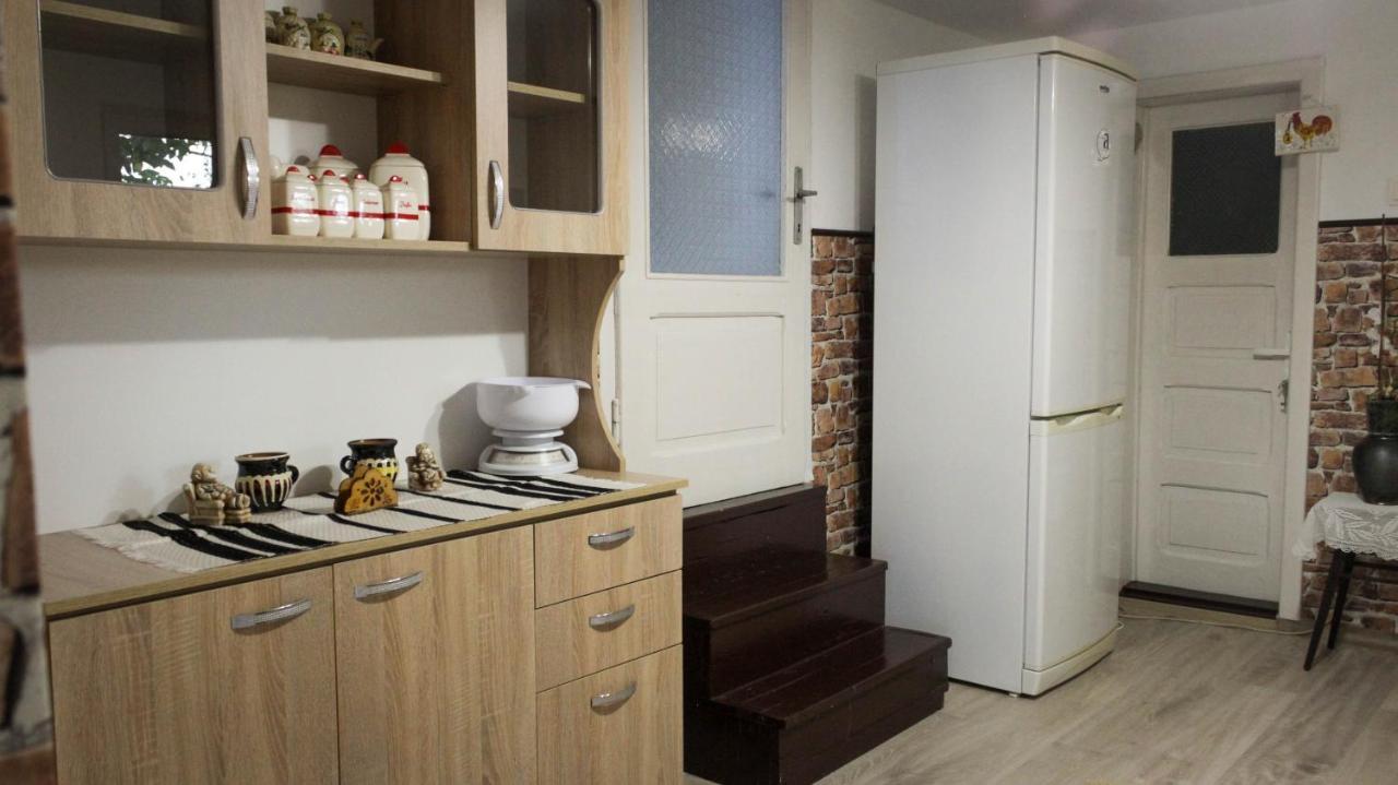 Casa Rurala Cu Livada Lavandra 坎皮纳 外观 照片